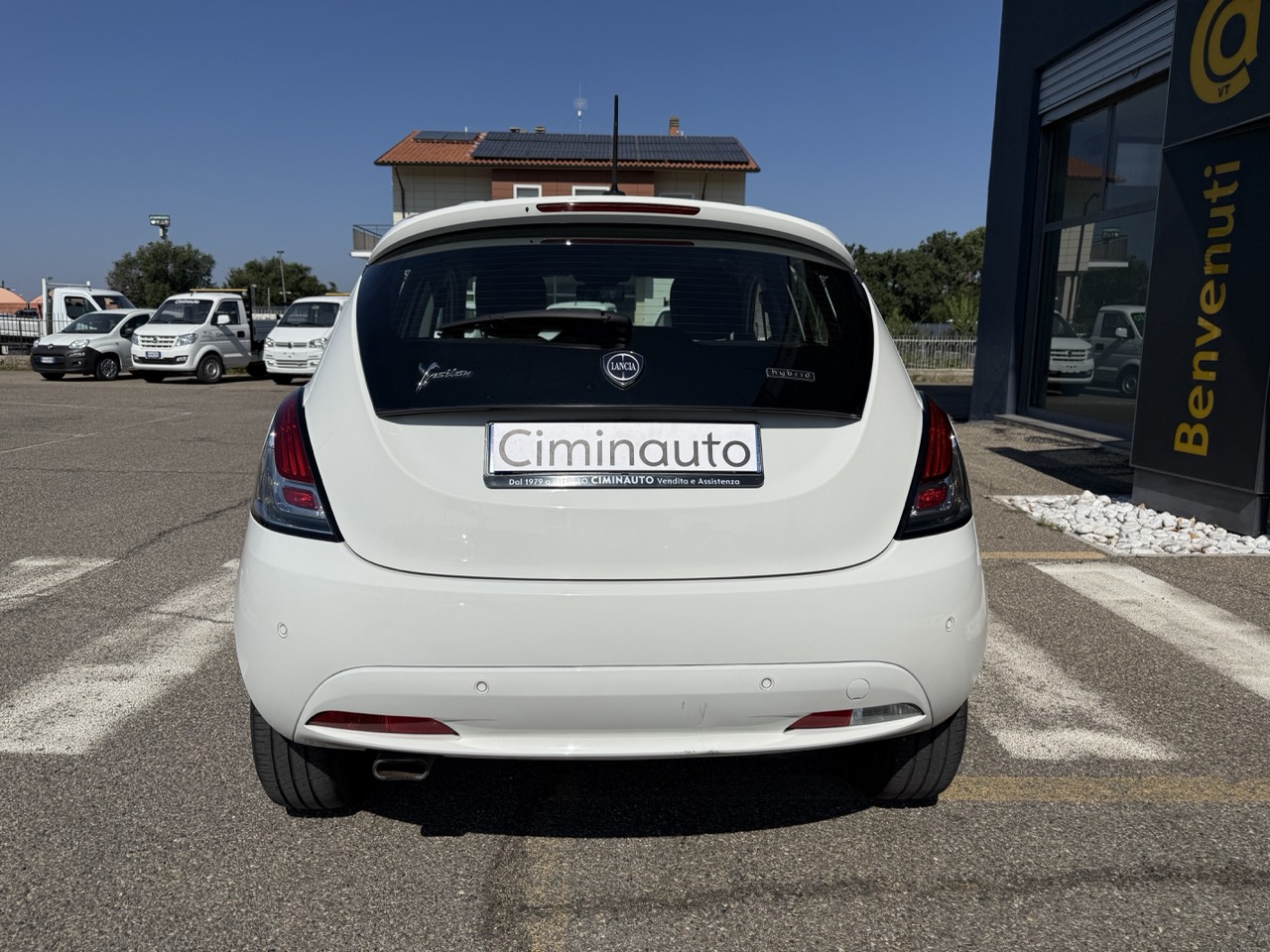 Lancia Ypsilon Bianca 1.0 firefly hybrid Gold s&s 70cv - immagine 5