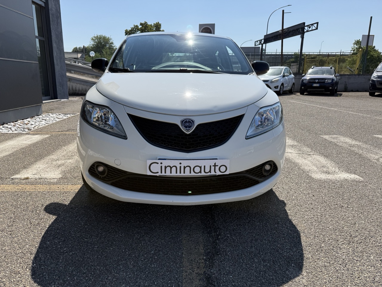 Lancia Ypsilon Bianca 1.0 firefly hybrid Gold s&s 70cv - immagine 9