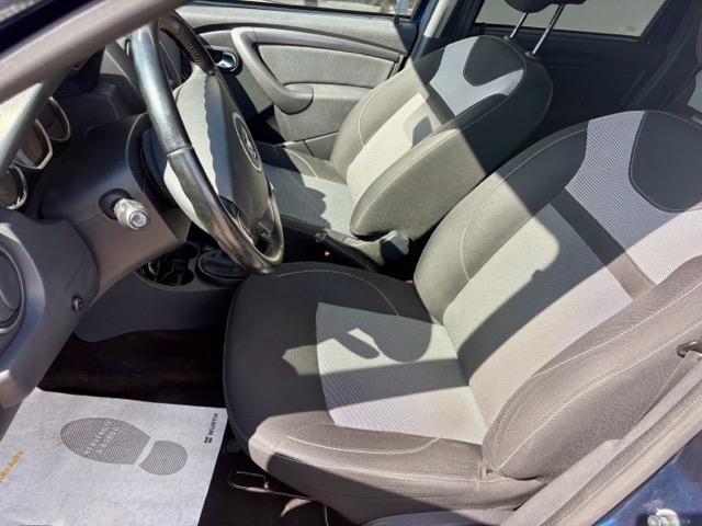 Dacia Duster 1.5 dci Prestige 4x4 s&s 110cv my16 - immagine 9